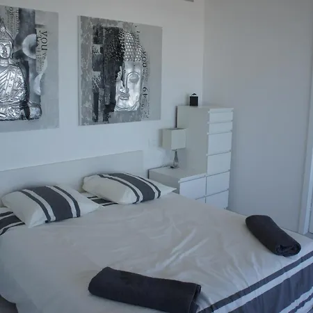 Apartment Le Marly