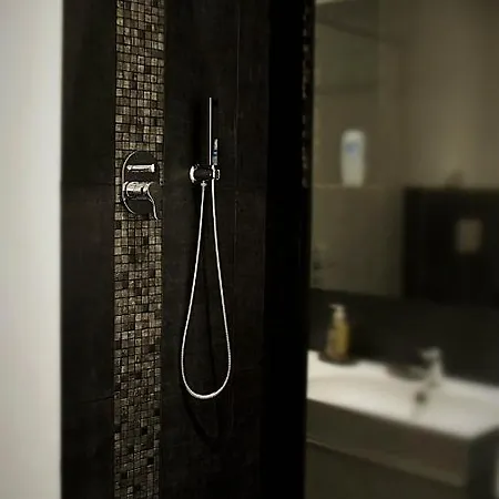 Le Marly Apartment *
